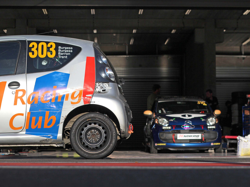 Illustration for article titled Why Even American Drivers Are Showing Up To Race A 67 HP Citroën In Belgium